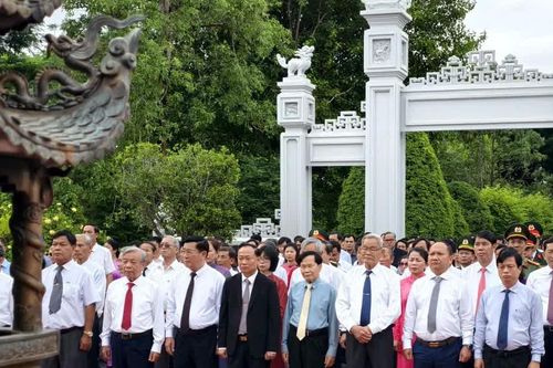 Tưởng niệm 234 năm Ngày mất Hoàng đế Quang Trung - Nguyễn Huệ