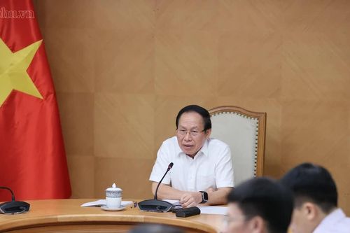 Bảo đảm mọi học sinh có đủ sách giáo khoa trước 15/9