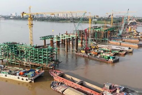 Dồn lực thi công 3 cây cầu lớn bắc qua sông Hồng tại Hà Nội