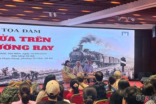 'Lửa trên đường ray' - kể chuyện ký ức từ đầu máy xe lửa hơi nước