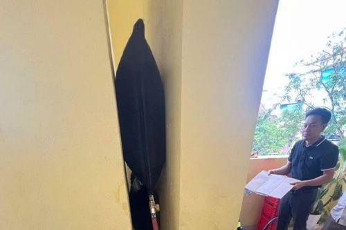 Ninh Bình: Kịp thời giải cứu học sinh lớp 2 mắc kẹt trong khe tường hẹp