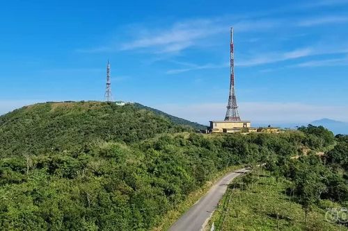 Đà Nẵng khuyến cáo du khách không tham gia tour trekking trái phép ở Sơn Trà
