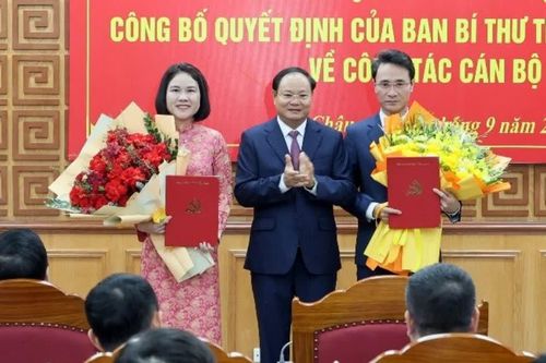 Công bố quyết định của Ban Bí thư Trung ương Đảng về công tác cán bộ