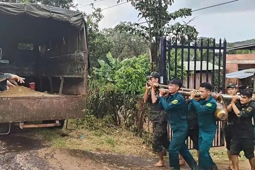 Di dời, xử lý an toàn quả bom nặng 300kg