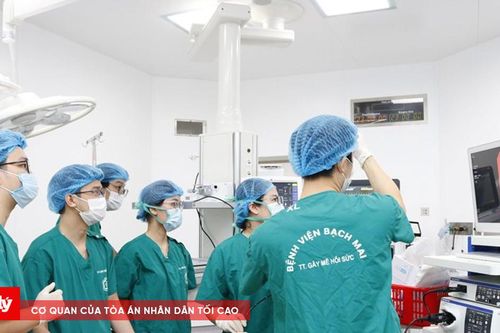 Phát hiện bé trai 6 tuổi có răng trong phế quản