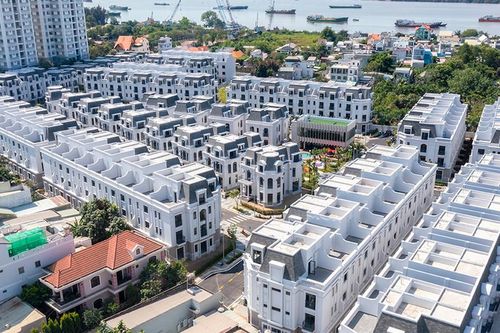 Hòa Bình bị phạt 92,5 triệu đồng, không công bố việc tiêu tiền từ trái phiếu