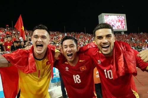 Tuyển Việt Nam chốt ngày hội quân tái đấu Thái Lan ở FIFA ASEAN Cup
