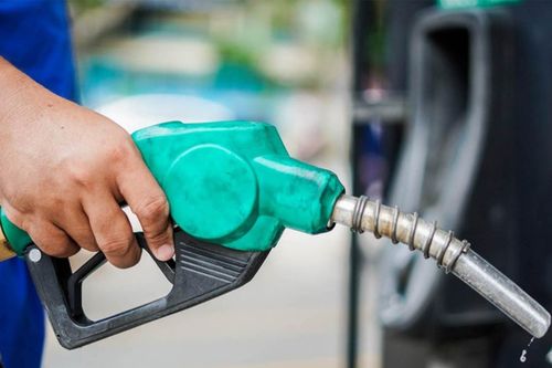 Giá xăng dầu đồng loạt tăng, có loại đắt thêm hơn 1.200 đồng/lít