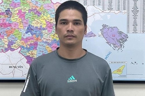 Đối tượng truy nã nguy hiểm về tội Đe dọa giết người ra đầu thú