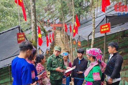 Khơi thông dòng chảy số nơi biên thùy