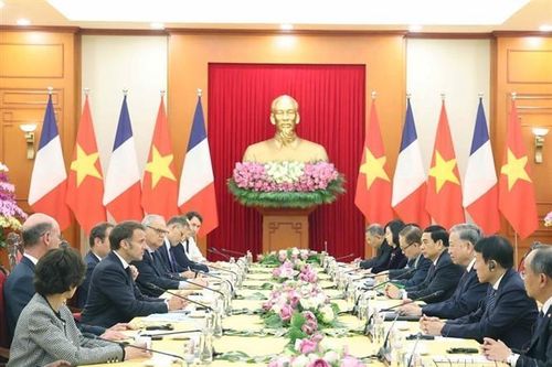 Việt Nam - Pháp củng cố hợp tác trên nền tảng đối thoại và tin cậy