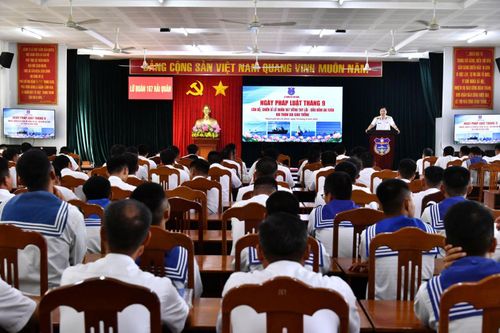 TP Hồ Chí Minh: Đổi mới nội dung, hình thức Ngày Pháp luật tại Lữ đoàn 167