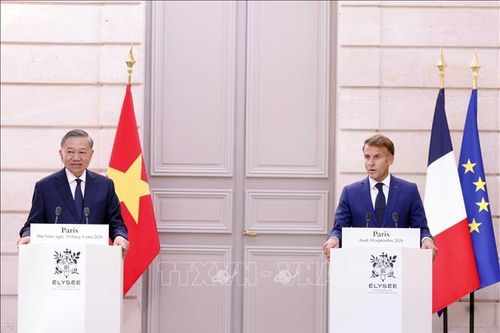 Tổng Bí thư, Chủ tịch nước Tô Lâm và Tổng thống Pháp Emmanuel Macron gặp gỡ báo chí