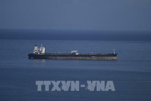 Căng thẳng Trung Đông leo thang, giá dầu Brent vượt mốc 105 USD/thùng