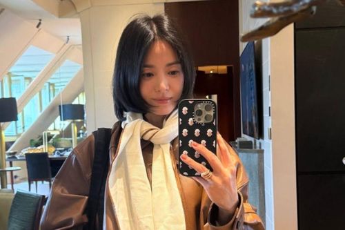Song Hye Kyo gây chú ý với khoảnh khắc đời thường