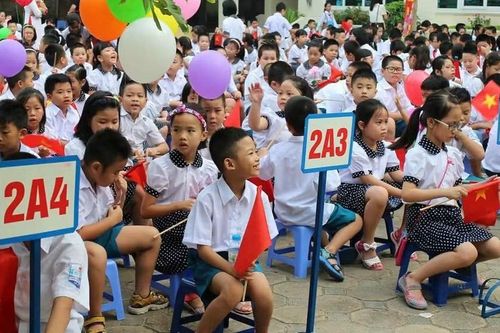 Hơn 3 triệu trẻ em Việt Nam bị gián đoạn việc học do bão, lũ