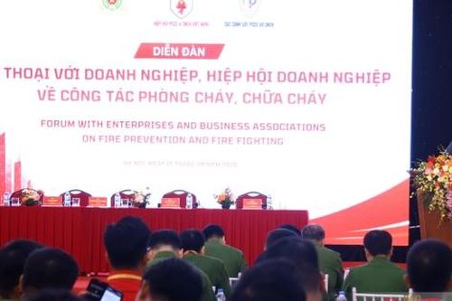 Tiếp tục tháo gỡ vướng mắc trong quản lý phòng cháy, chữa cháy