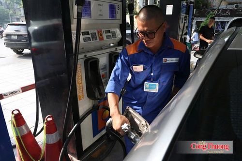 Bộ Công Thương điều chỉnh giá xăng dầu từ 15h ngày 10/9