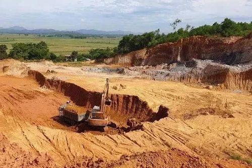 Công ty TNHH Khoáng sản Phú Nguyên được cấp phép khai thác đất san lấp tại xã Xuân Du