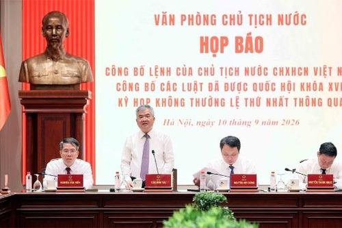 Họp báo công bố Lệnh của Chủ tịch nước về 15 luật