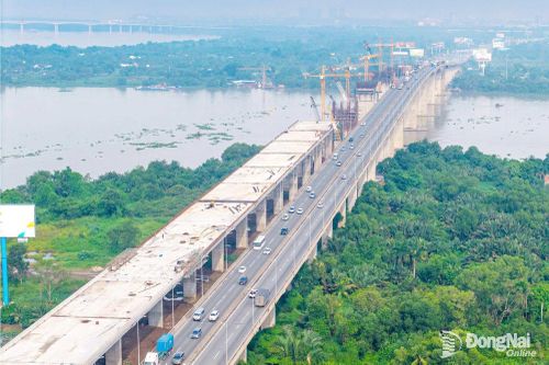 Hoàn thành mở rộng phần đường, cầu cạn đoạn cao tốc Thành phố Hồ Chí Minh - Long Thành trong tháng 10-2026