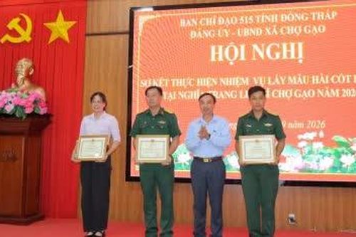 Xã Chợ Gạo: Lấy mẫu thành công 418 phần mộ liệt sĩ