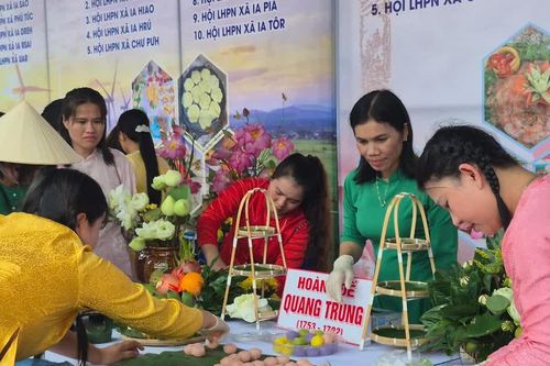Đặc sắc Hội thi bánh dân gian nhân Lễ giỗ Hoàng đế Quang Trung lần thứ 234