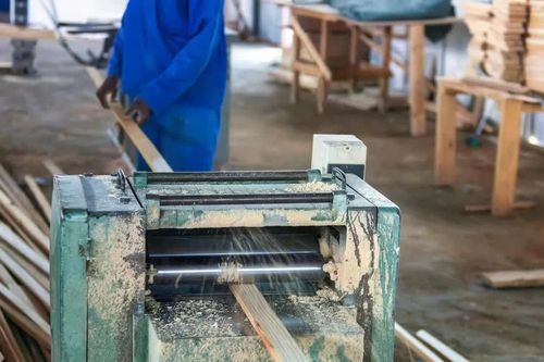 Quy tắc 85-15% khi nhập máy móc cũ: Doanh nghiệp cần hiểu thế nào?