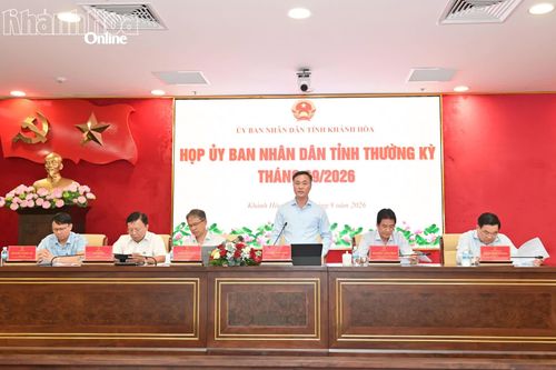UBND tỉnh Khánh Hòa họp thường kỳ tháng 9
