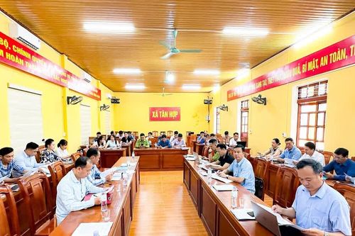 Tân Hợp đặt mục tiêu giảm 17 hộ nghèo, 18 hộ cận nghèo