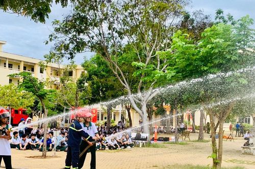 Ngành giáo dục Lâm Đồng tăng cường kỹ năng PCCC, CNCH cho học sinh