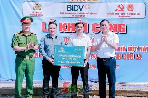 Chiềng Sung chung tay xóa nhà tạm, dột nát