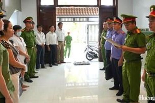 Khởi tố đối tượng cho vay lãi suất 360% mỗi năm