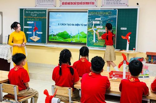 Hà Nội đưa trí tuệ nhân tạo vào trường học từ lớp 1