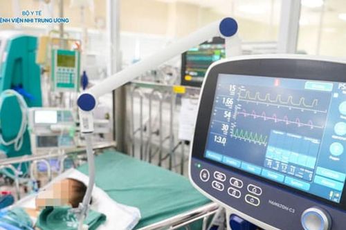 Bé gái 4 tuổi tử vong sau cúm A, cảnh báo biến chứng não hoại tử cấp tính