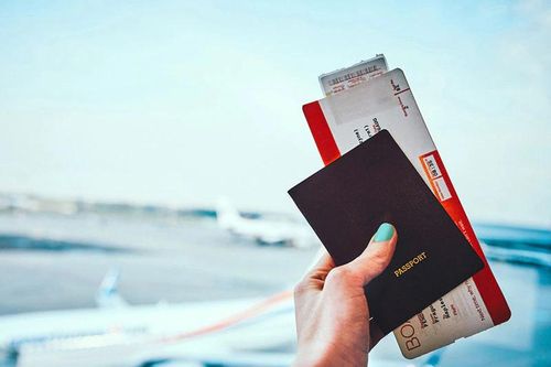 Mua vé máy bay bằng thẻ tín dụng có được không?