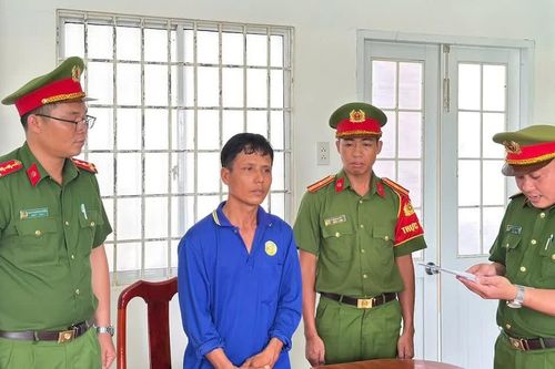 Lừa vay tiền đáo hạn để chiếm đoạt 900 triệu đồng