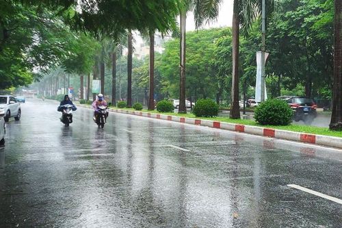Bất ngờ đón không khí lạnh - người Hà Nội phấn khởi cho ngày làm việc mới