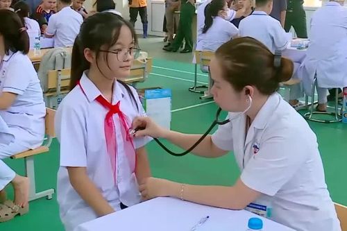 Chăm sóc sức khoẻ học sinh từ cơ sở