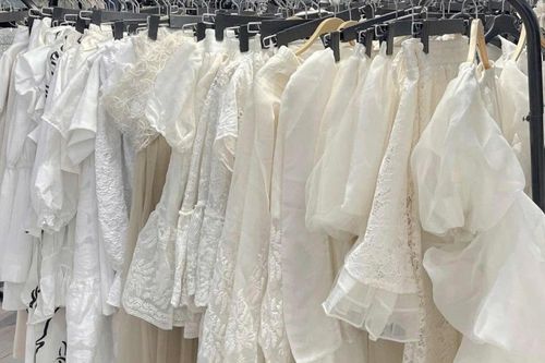 Thời trang tuần hoàn – Hành trình mới cho những bộ quần áo cũ