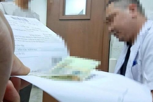 Vụ kẹp tiền để xạ trị nhanh tại Bệnh viện E: Bộ y tế vào cuộc, bệnh viện đình chỉ nhân viên liên quan