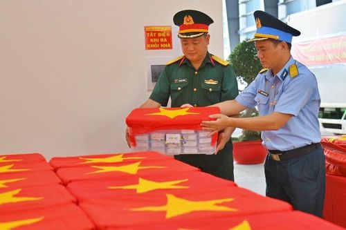Vận chuyển, bàn giao hơn 4.600 mẫu phẩm hài cốt liệt sĩ để giám định ADN