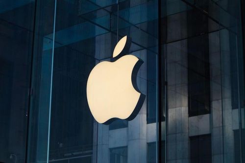 Apple vươn mốc 5.000 tỷ USD và áp lực bứt phá của tân CEO John Ternus