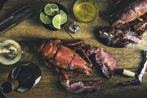 Tôm hùm xa xỉ như vậy, vì sao từng là món ăn chỉ dành cho tù nhân?