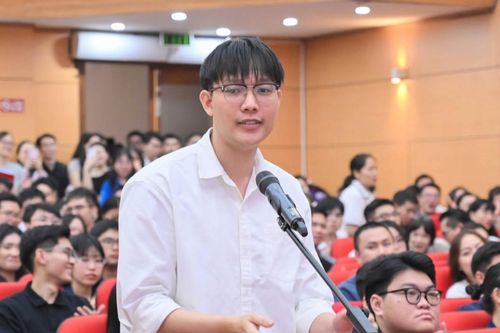 Nam thủ khoa lý giải quyết định 'chuộng duy nhất' ngành Sản phụ khoa