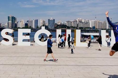 Từ Seoul tới Bern : Những sáng kiến để dòng sông thực sự thuộc về thành phố