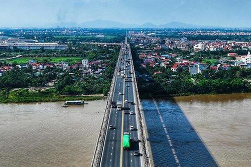 Cầu Thăng Long hạn chế xe tải, xe khách từ ngày 15-9