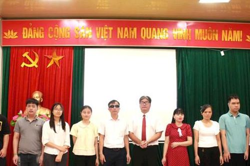 Trao cơ hội nghề nghiệp cho người khiếm thị