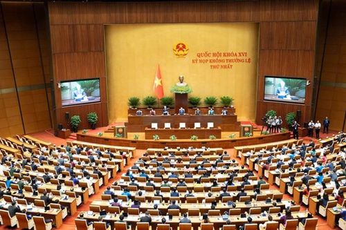 Đẩy nhanh tiến độ hoàn thiện 12 dự án luật và nghị quyết