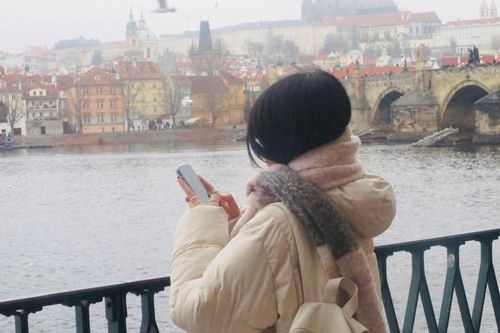 Những dấu hiệu cho thấy bạn đang 'có vấn đề' với mạng xã hội